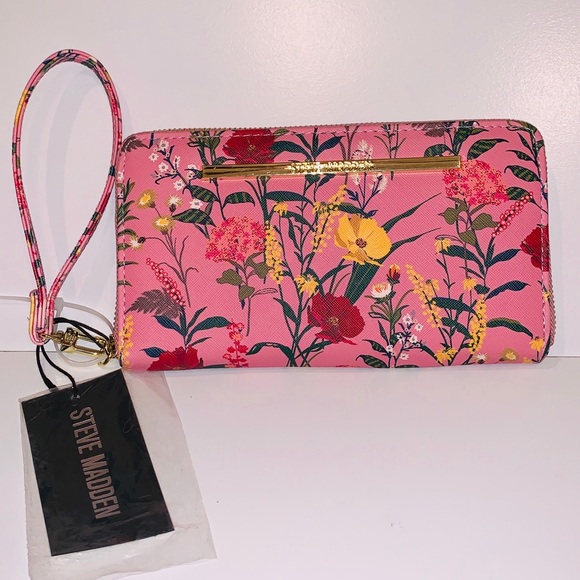 Steve Madden Handbags - NWT Steve Madden Wallet